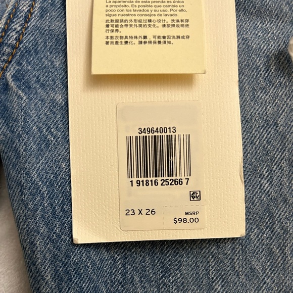 NWT Levi’s Wedgie Straight High Rise Jeans - Picture 6 of 9